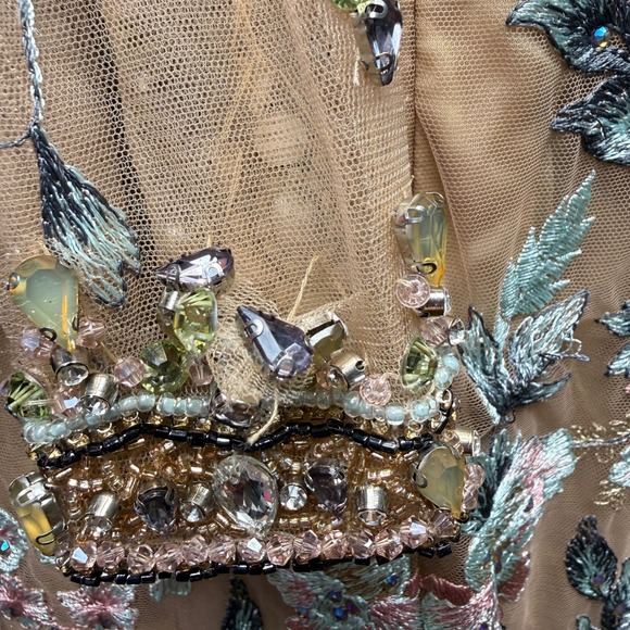 Dress - Picture 9 of 11